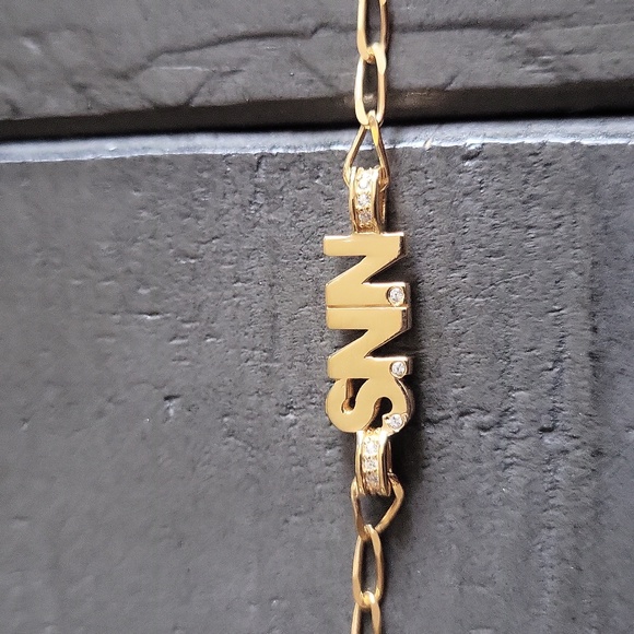 Brand new 18K Gold Mini Initial Custom Bracelet either for nns or snn - Picture 9 of 9